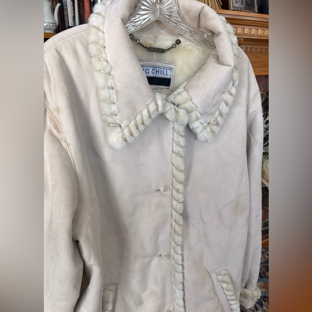 Big Chill Cream Faux Fur Coat XL, very warm, washable